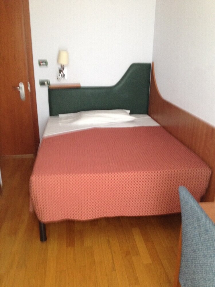 Фото West Florence Hotel