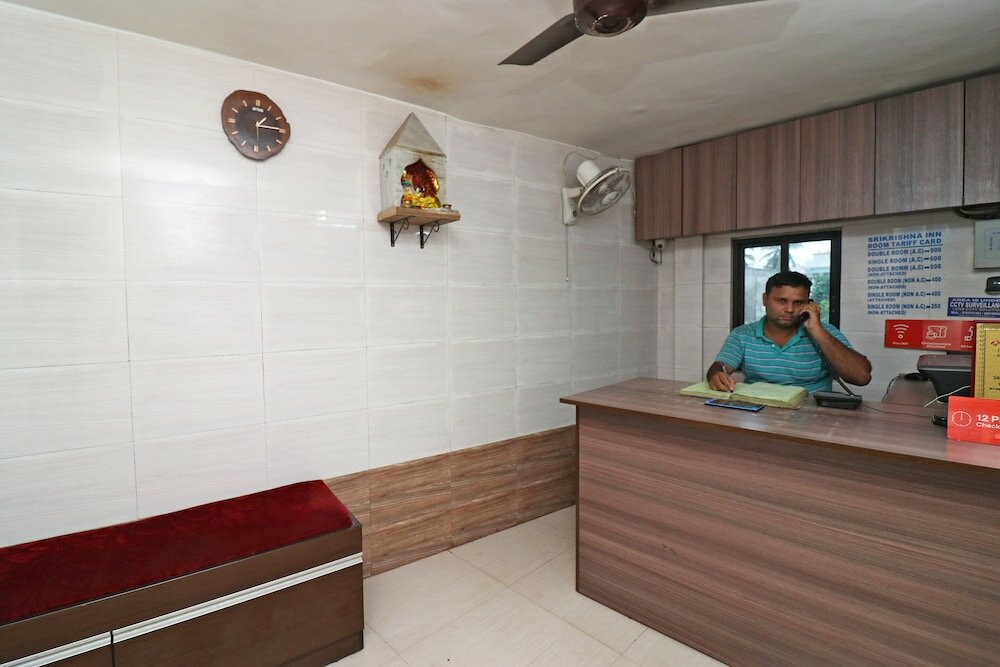 Фото Spot On 44329 Sri Krishna Inn Lodging & Boarding