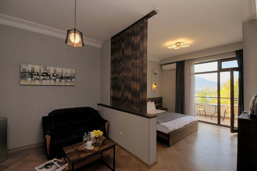 Фото Hotel Livin