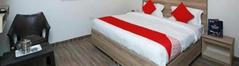 Фото Hotel Aerocity Golden