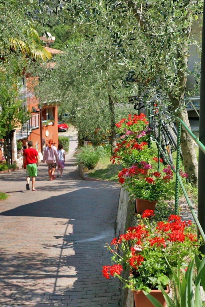 Фото Hotel Baitone