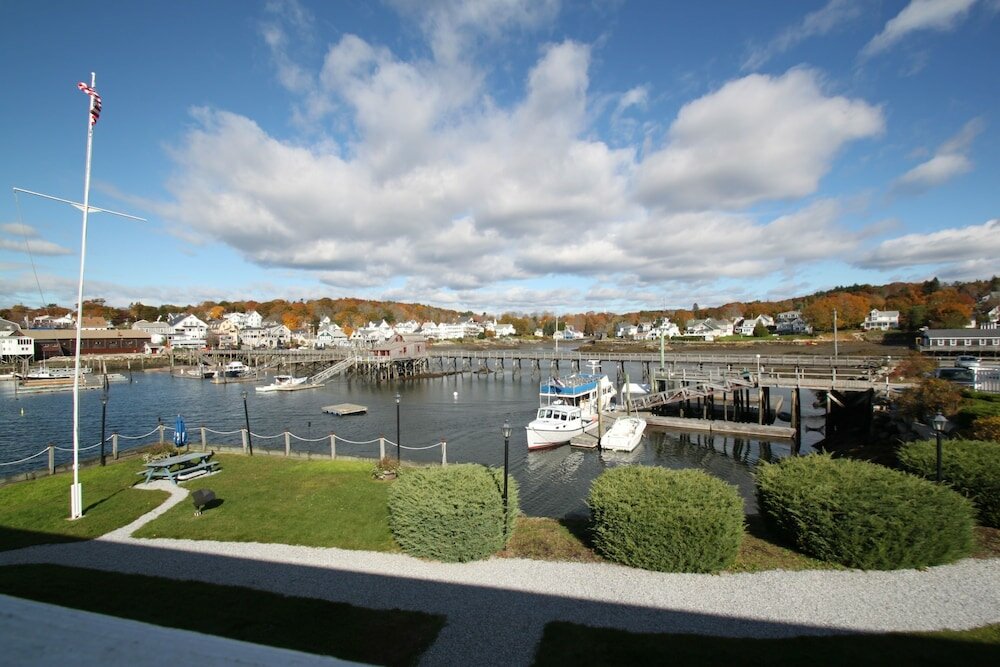 Фото Boothbay Harbor Inn