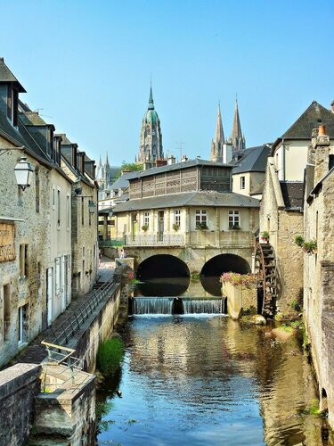 Гостиница Hôtel des Thermes et du Casino в Кане