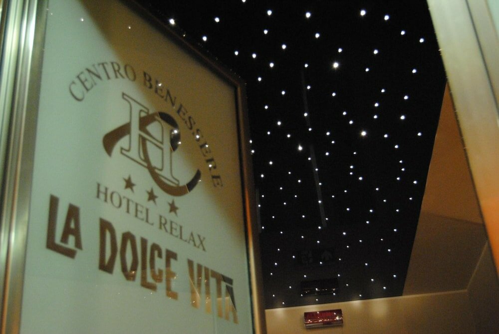 Фото Hotel Relax