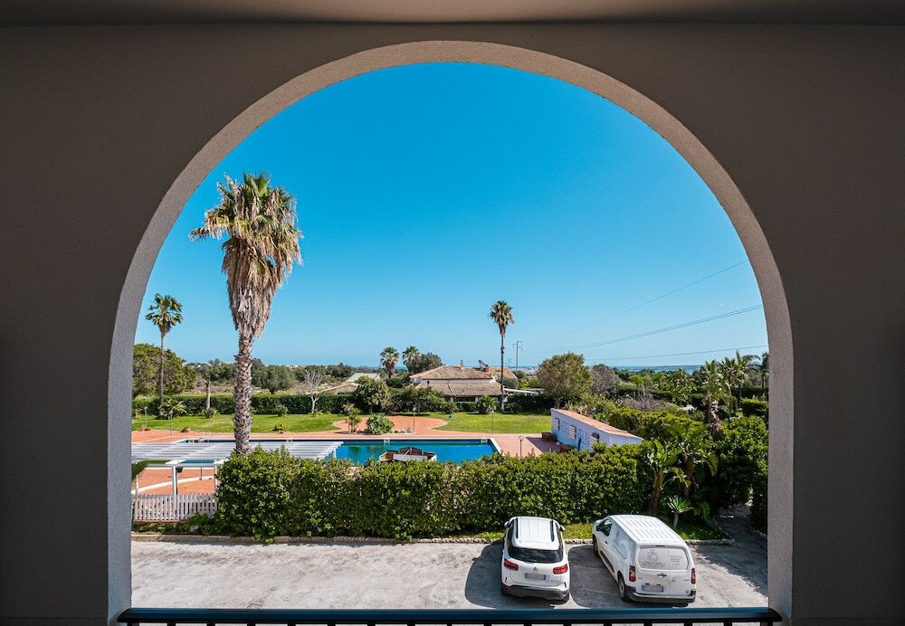 Фото Hotel Relax