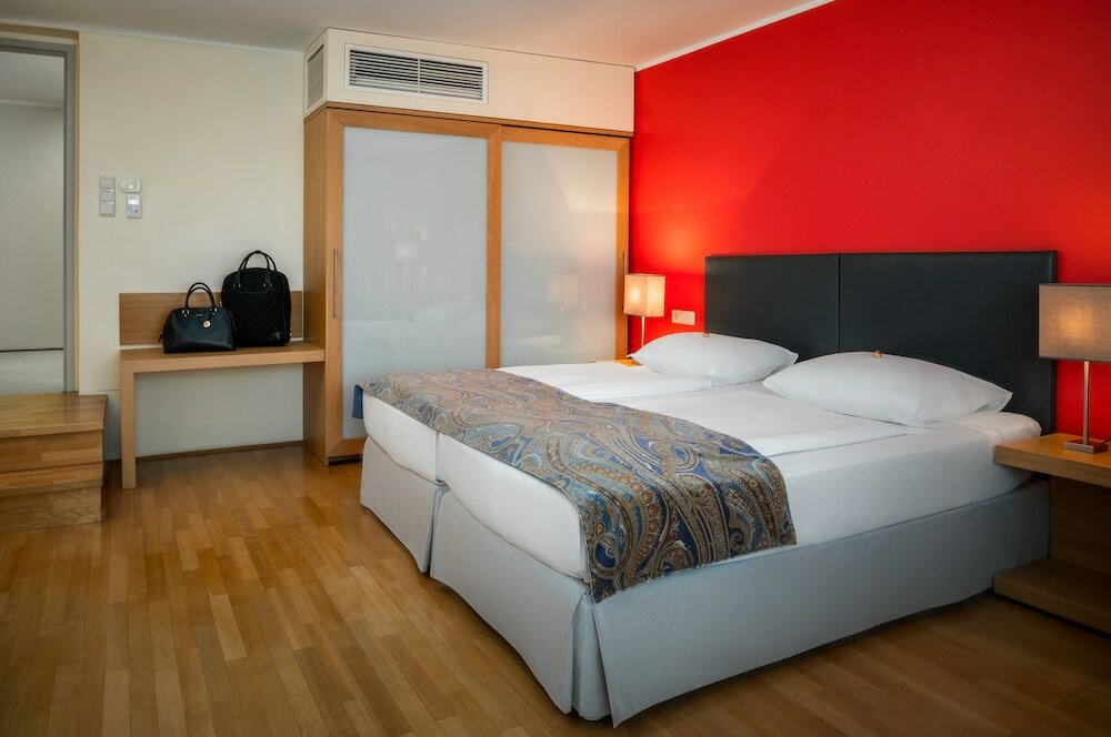 Фото Appartement-Hotel an der Riemergasse