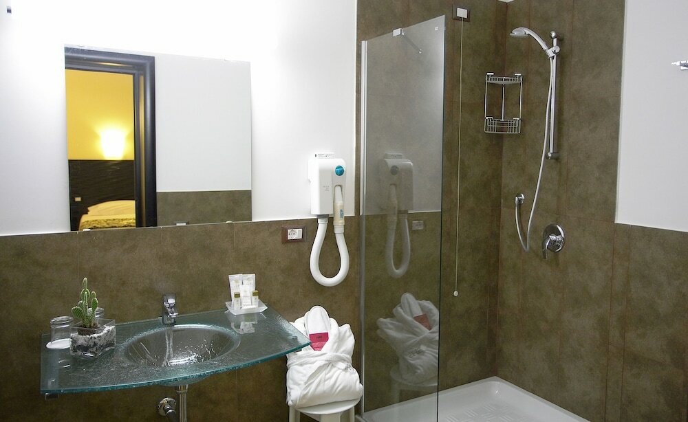 Фото Hotel Garibaldi