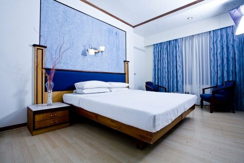 Гостиница FabHotel President в Пуне