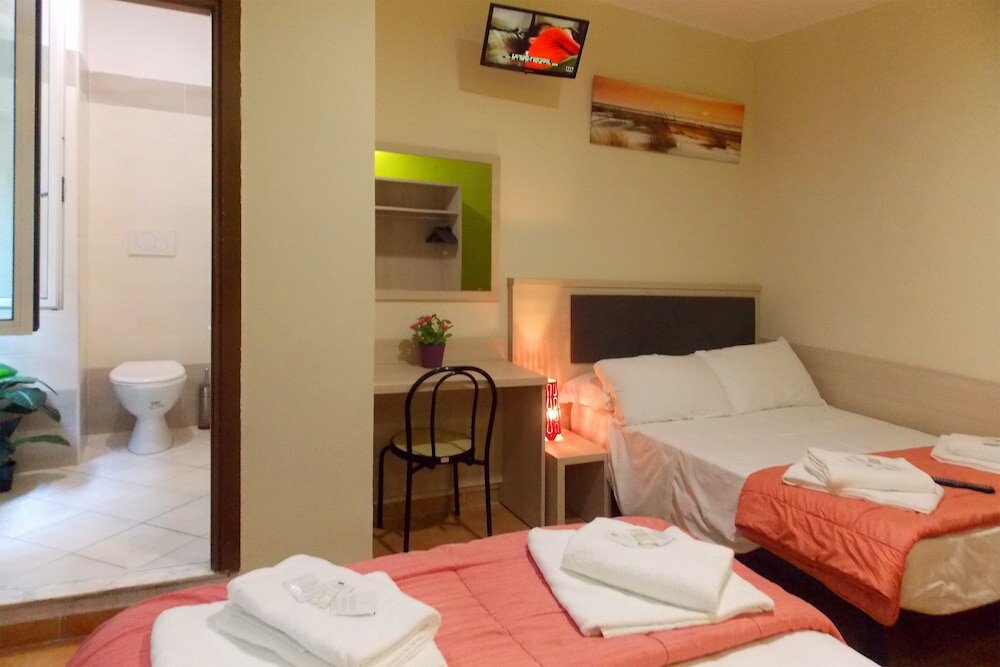 Фото Hotel Midtown