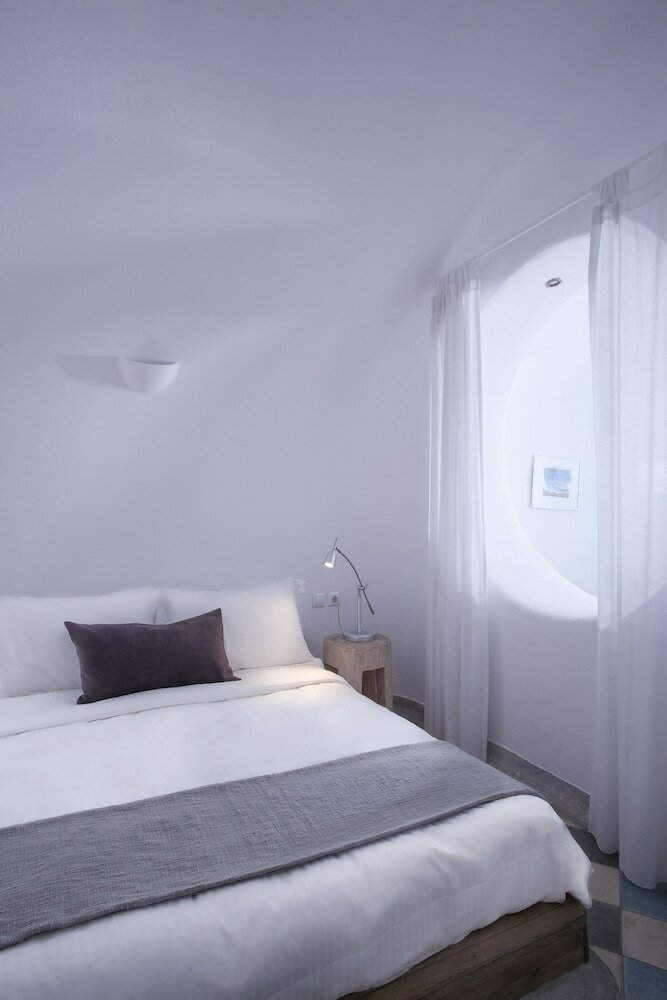 Фото Ikastikies Suites