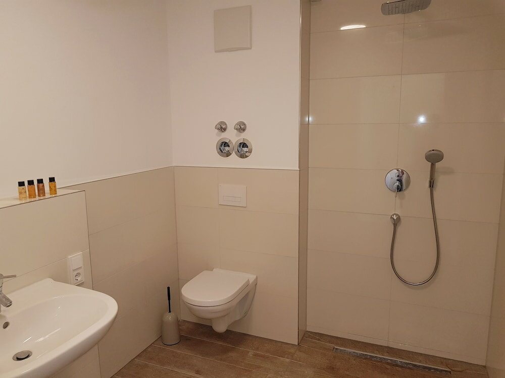 Фото 12Apart Düsseldorf Hilden