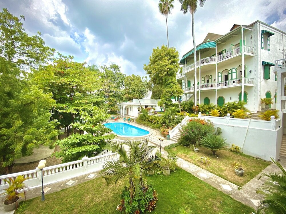 Фото Manoir Adriana Hotel