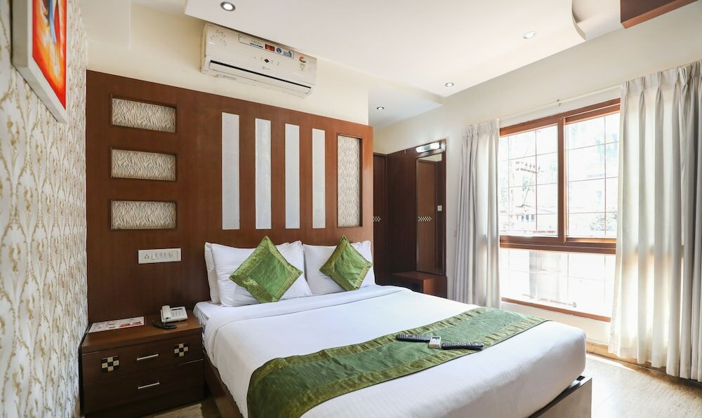 Фото Treebo Select Grand Premier Suites