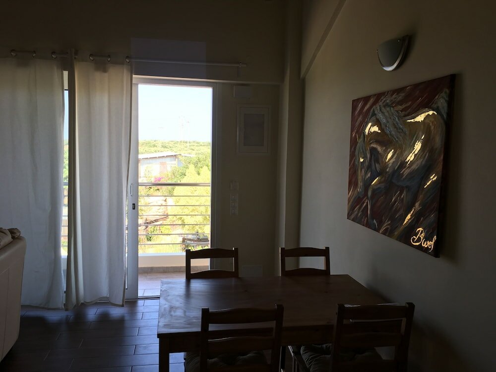 Фото Arion Stables & Apartments