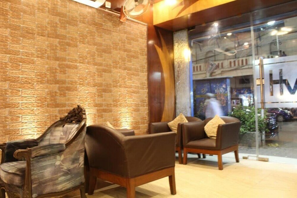 Фото Hotel White House