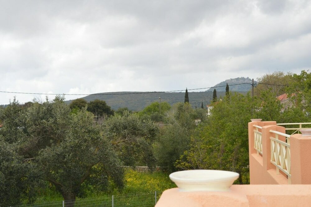 Фото Mel's Apartments