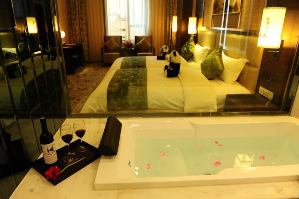 Фото Panda Prince Hotel South Railway Station Branch