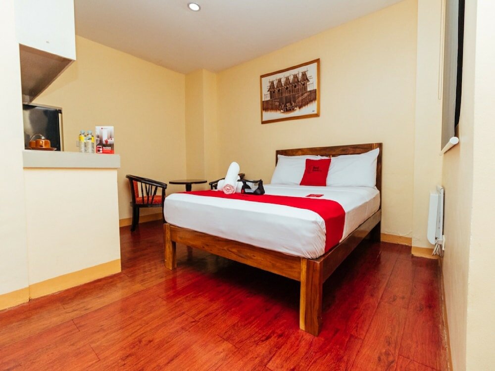 Фото RedDoorz near Little Tokyo Makati