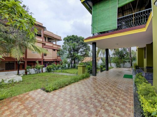 Гостиница Oyo 12812 Four Seasons Villa в Порт-Блэре