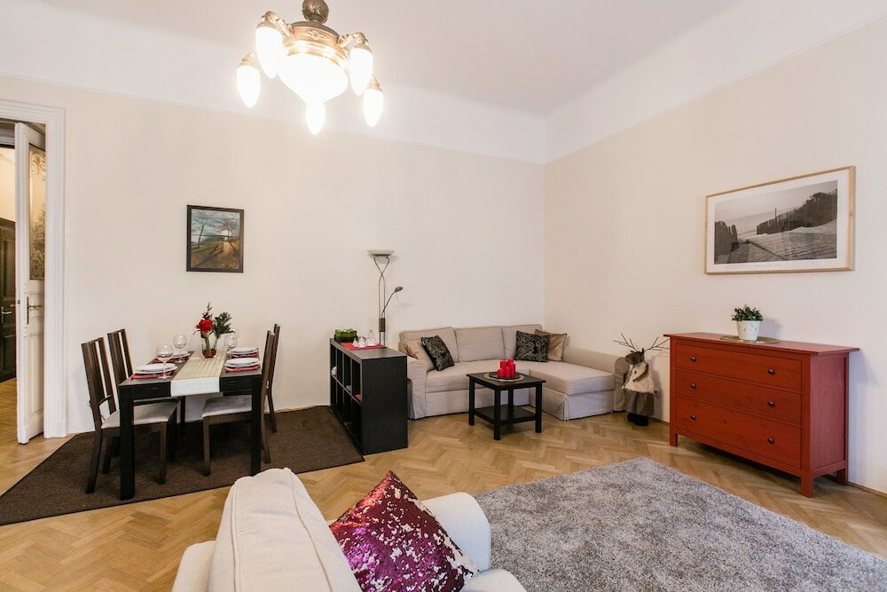 Фото Brody 30 Apartment