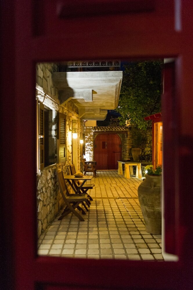 Фото Small Luxury Hotel 1800