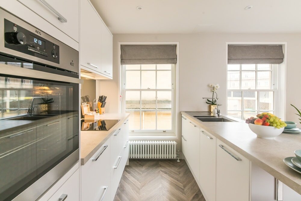 Фото The Halcyon Apartments Henry Street