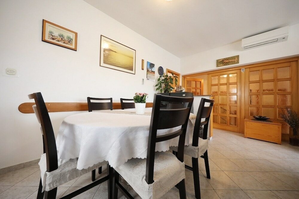 Фото Knez Mali Iz