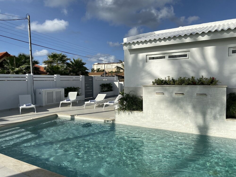 Фото Movida Inn Aruba