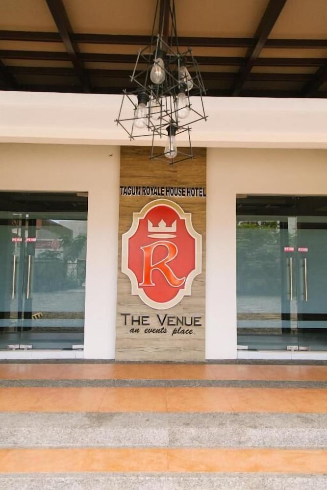 Фото The Royale House Travel Inn and Dormitel