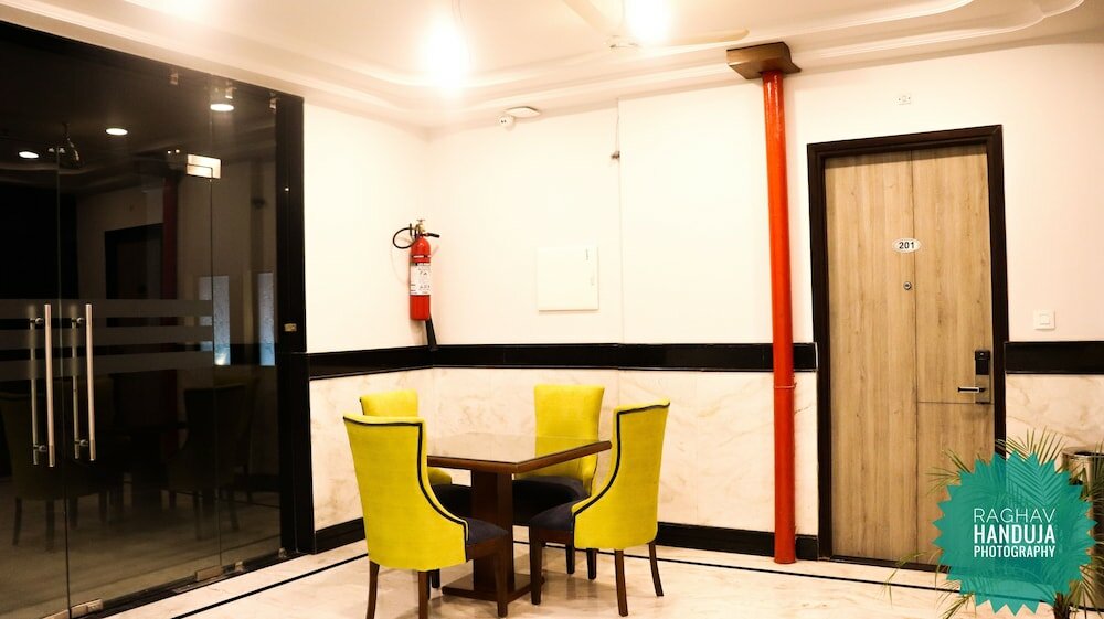 Фото V One Pride