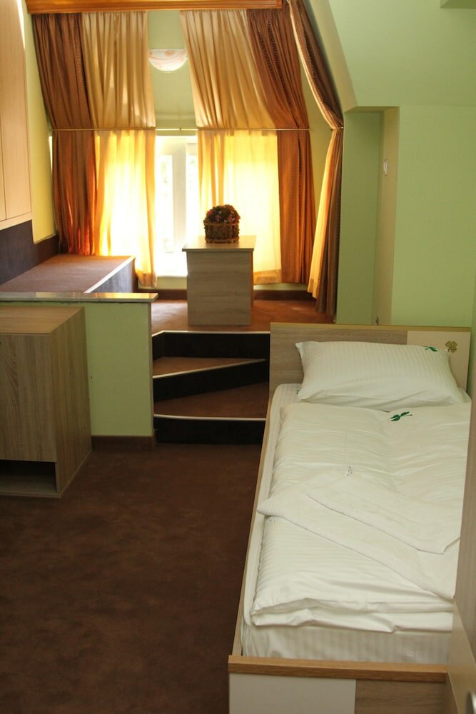 Фото Irish Hotel