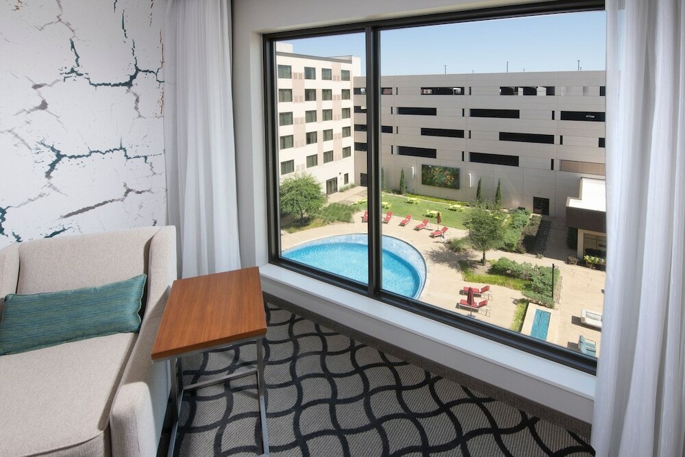 Фото Marriott Dallas Allen Hotel & Convention Center