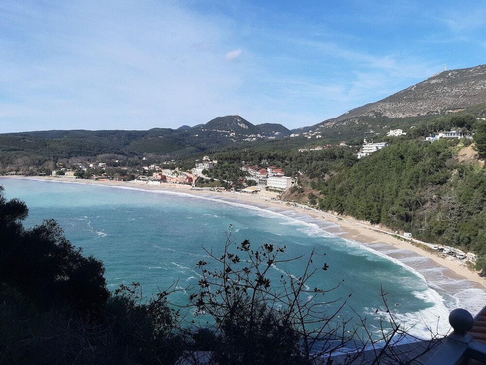 Фото Olive Tree Apartment