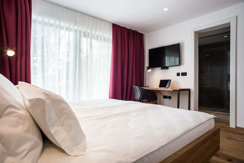 Фото Vault Hotel