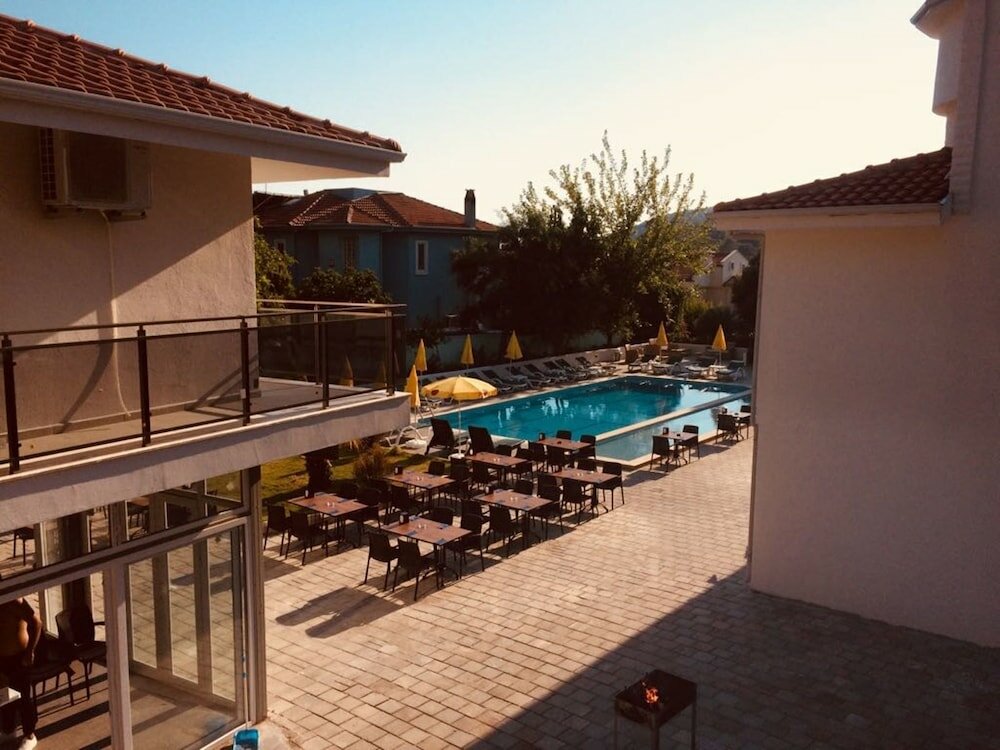 Фото Hotel De Huzur