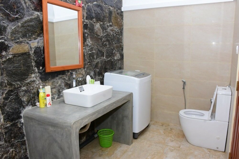 Фото Villa Blue Water Hikkaduwa