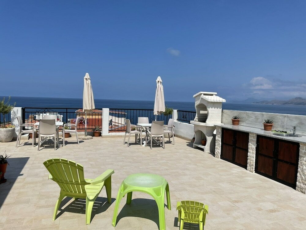 Фото Apartments Tina