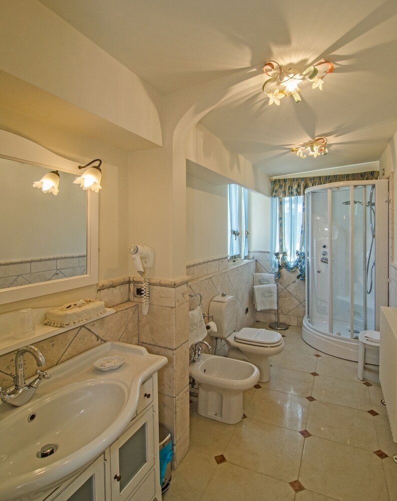 Фото Hotel Kyrton