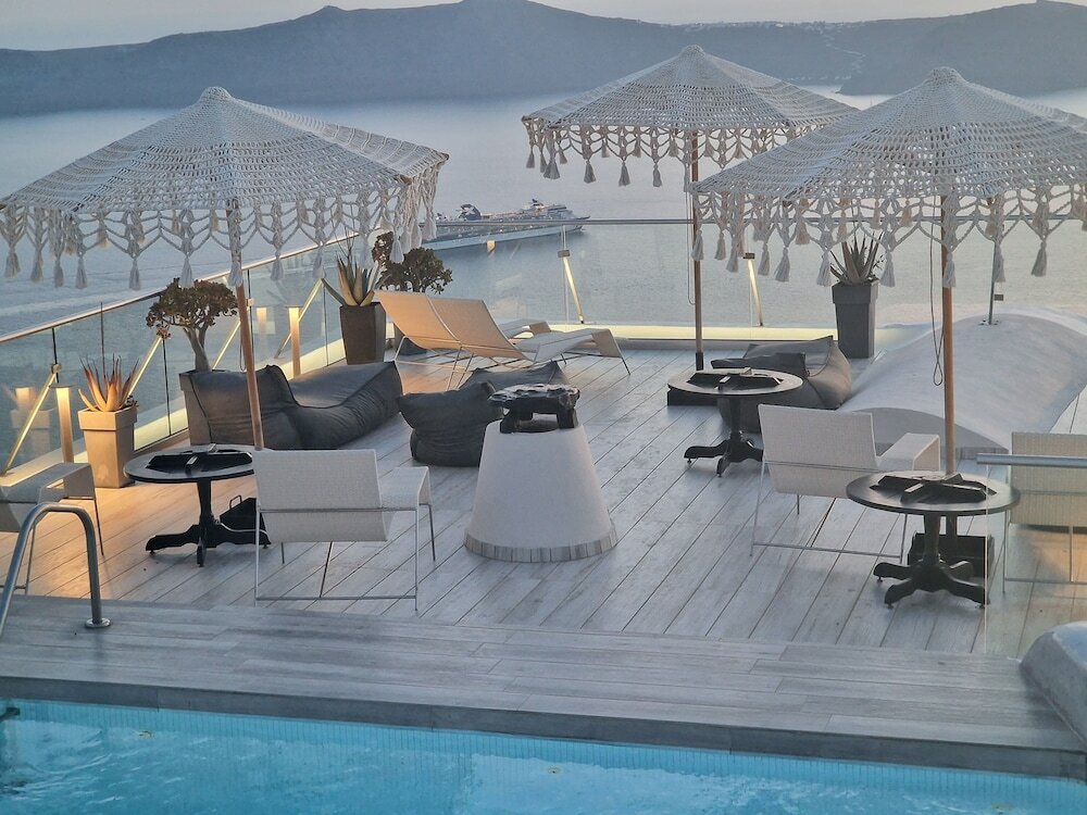 Фото Galaxy Suites & Villas