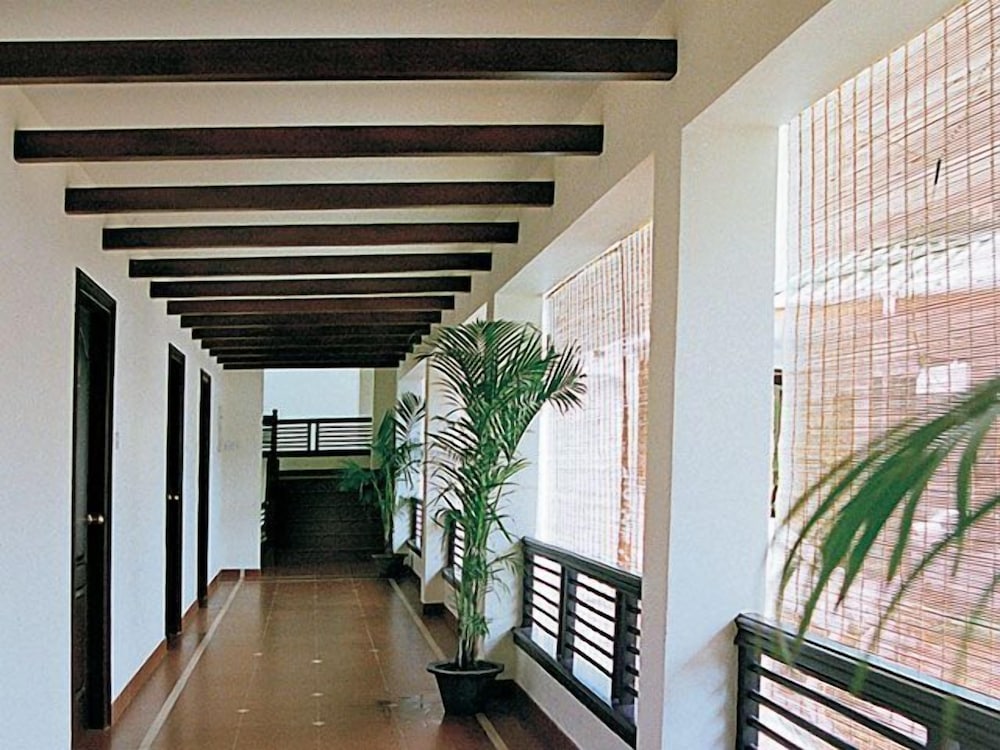 Фото T And U Leisure Hotel