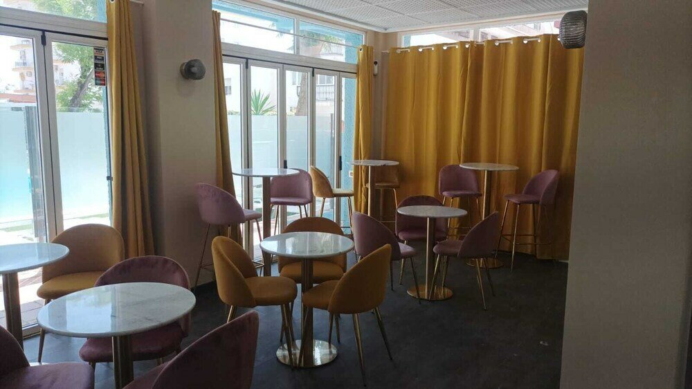 Фото Apartamentos El Velero