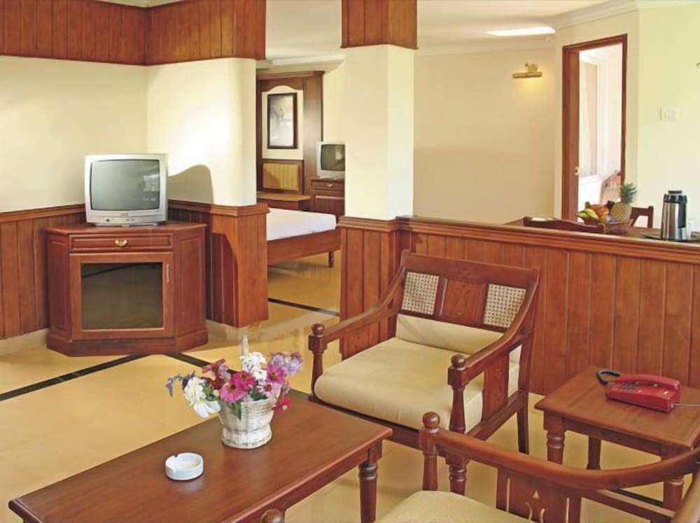 Фото T And U Leisure Hotel