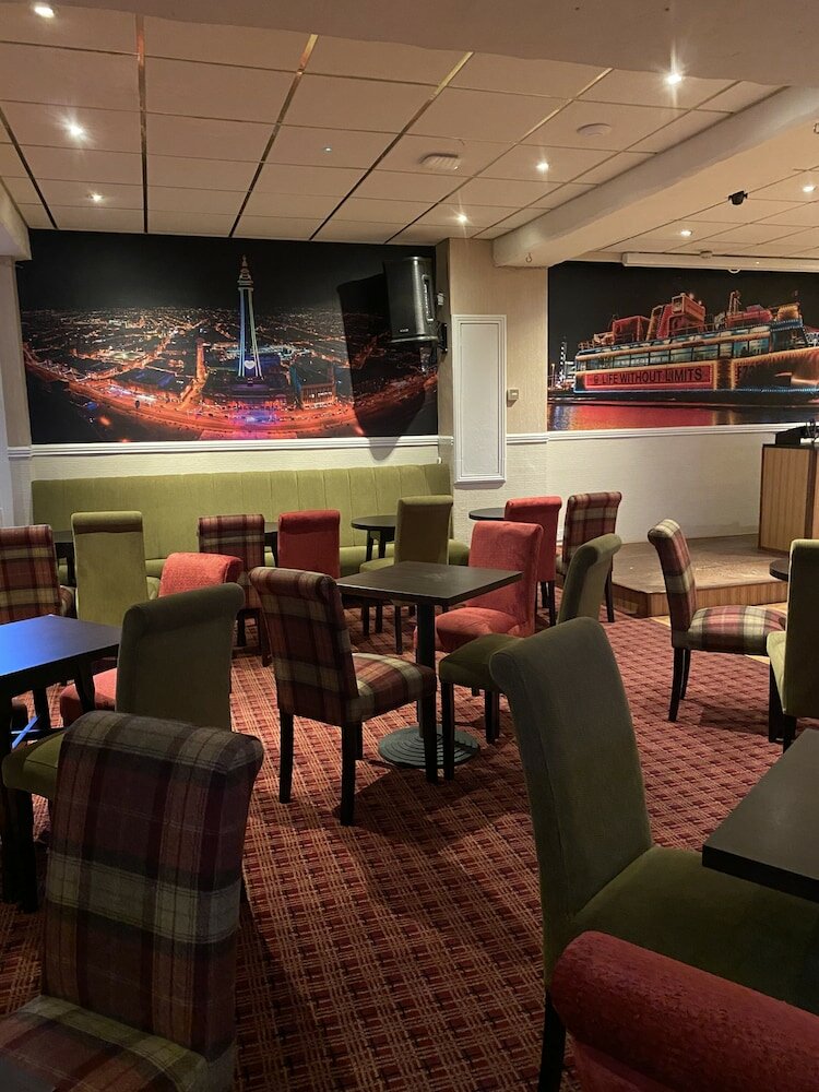 Фото The Craig-Y-Don Hotel