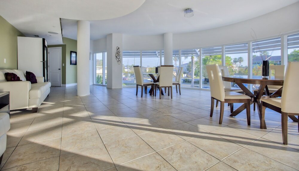 Фото Crystal Palms Beach Resort