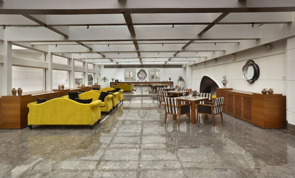 Фото The LaLiT Great Eastern Kolkata