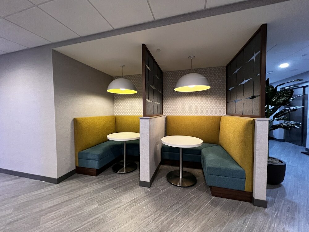 Фото Hampton Inn & Suites Marina