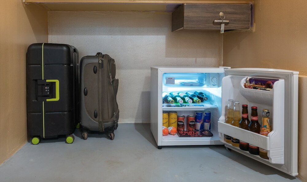 Фото Amadi Beach Front Resort