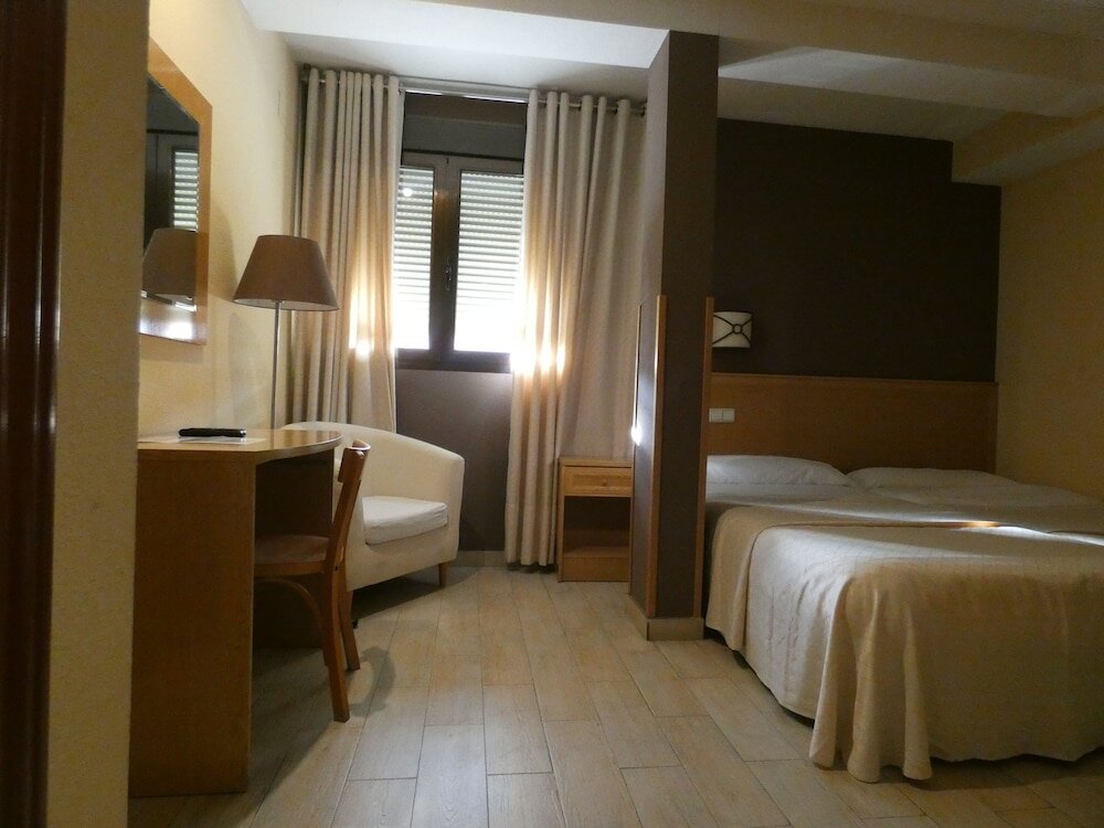 Фото Hotel Vivar