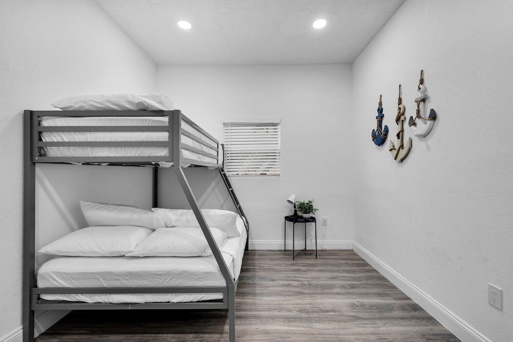 Фото Modern & Cozy 5bd House in Buenavista