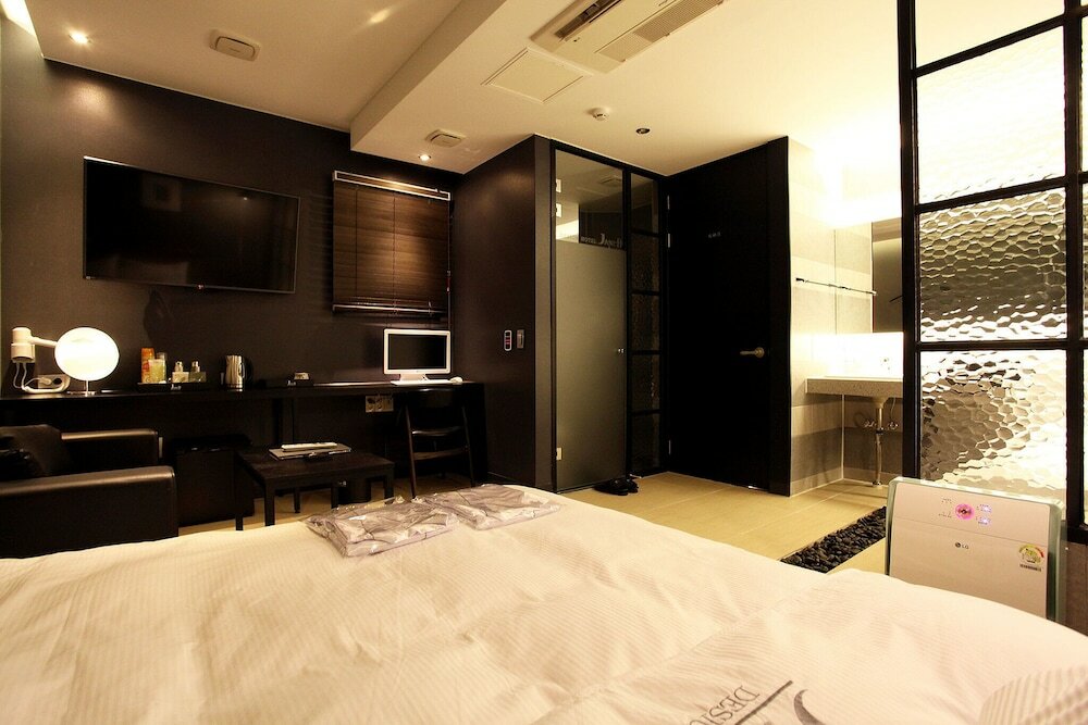 Фото Suwon Gwonseon-dong Jani B Hotel